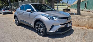 TOYOTA C-HR 1.8 Hybrid E-CVT Trend