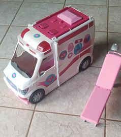 Ambulanza Barbie 