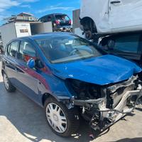Opel Corsa 2018 1.2 Benzina demolita per ricambi