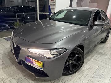 Alfa Romeo Giulia 2.2TurboD210CV Q4 VELOCE IPERFUL
