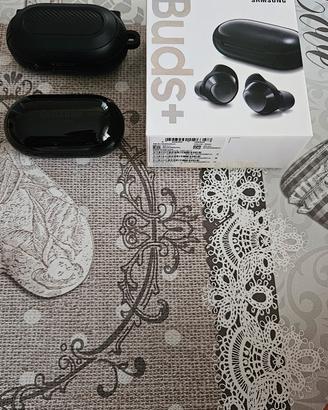 Auricolari samsung buds plus con custodia spigen 