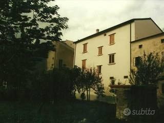 Immobile recente ristrutturazione 2 piani Scapoli