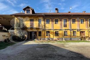 Casa Indipendente Bra [Rif. 26007VRG]