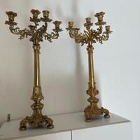 Coppia di candelabri antichi