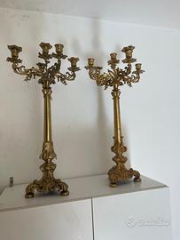 Coppia di candelabri antichi