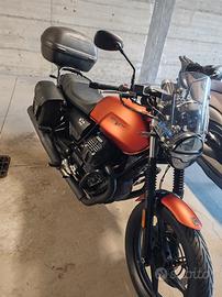 Moto Guzzi V7 Stone 850