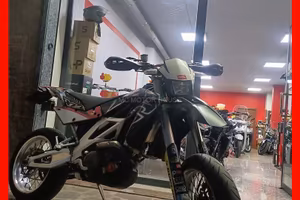Aprilia sxv 450 .rate.permute.garanzia.patente a2