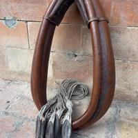 Collare antico per cavalli