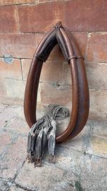 Collare antico per cavalli