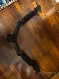 Attacco a muro schermi computer