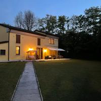 Villa singola in corte privata con parco recintato