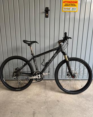 MTB CUBE