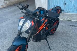 Ktm duke 890R