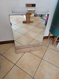  specchio e lampada da bagno