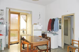 2 LOCALI A PUTIGNANO