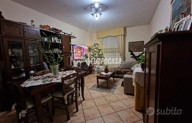 Ampio appartamento in zona Corassori