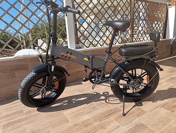 bicicletta fat bike elettrica 