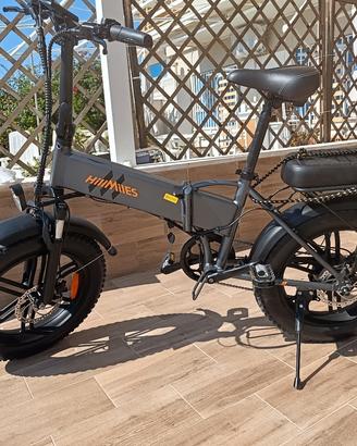 bicicletta fat bike elettrica 