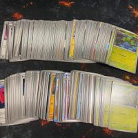 Lotto 260 carte Pokemon