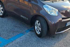 Toyota iq 
