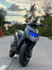 Aprilia sr 50 motard