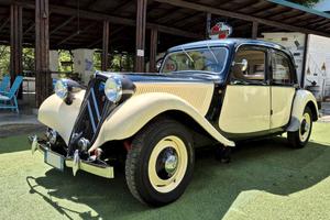 Citroen Traction Avant 11 BL – 1955 - SUMMER PRICE