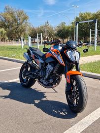 KTM DUKE 790 