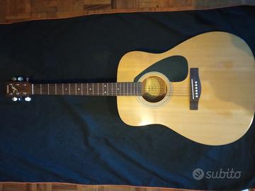 Chitarra acustica Yamaha f310