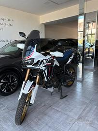 Africa twin 1100 automatica