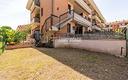 divino-amore-bilocale-con-giardino-privato