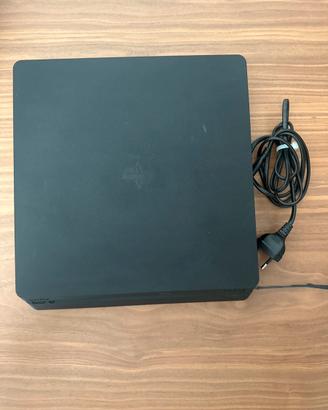 Playstation 4 slim