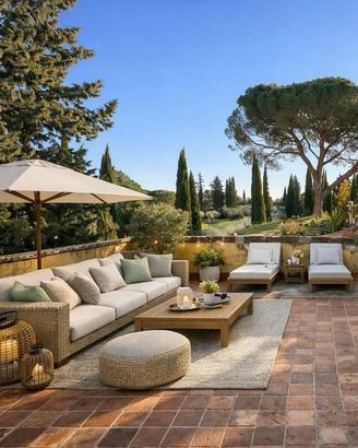 Appartamento di 156 m² con più di 5 locali a Firen