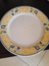 Piatti piani( 6) fine porcellana 