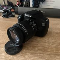 Canon EOS 1200d con accessori