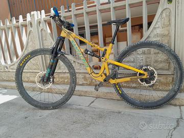 Santa Cruz Hightower