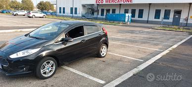 FORD Fiesta 3ª serie - 2013