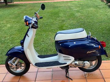 Scooter Honda Giorno