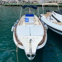 Gozzo luna soremar 23 piedi motore FNM no patente