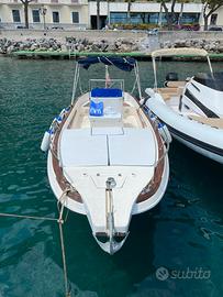 Gozzo luna soremar 23 piedi motore FNM no patente