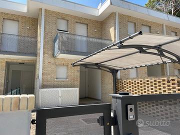 Bibione Pineda - Villetta a schiera con giardino