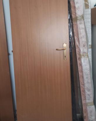 porta da interno in noce