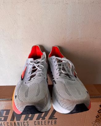Brooks hyperion max 2