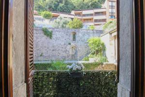 2 LOCALI A TOSCOLANO-MADERNO