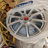 4 cerchi 17 per jaguar e pace