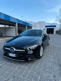 Mercedes-Benz A180 AMG Line