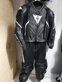 Tuta pelle DAINESE tg 27 (S/T) MAI INDOSSATA