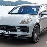 Porsche macan 2020\21 per ricambi