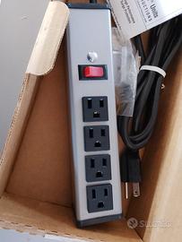 Ciabatta con prese America wiremold 