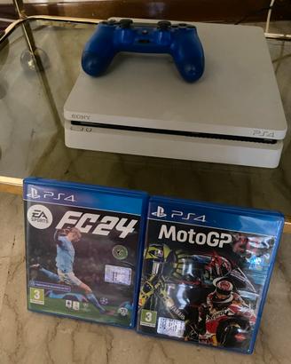 Playstaion 4 + 2 giochi