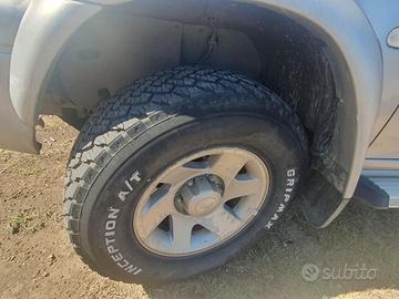 Mitsubishi L200